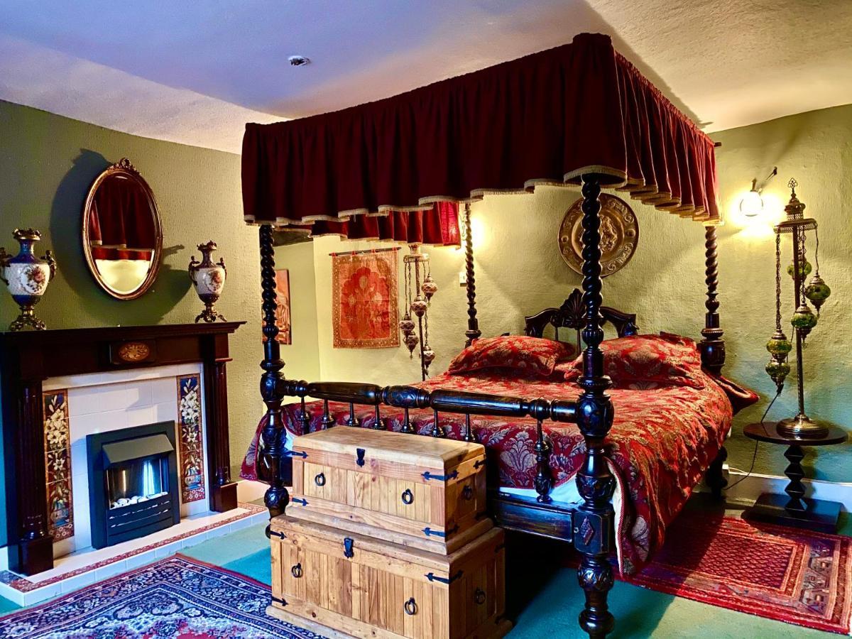 The Dusthole Hotel Shepton Mallet Bagian luar foto